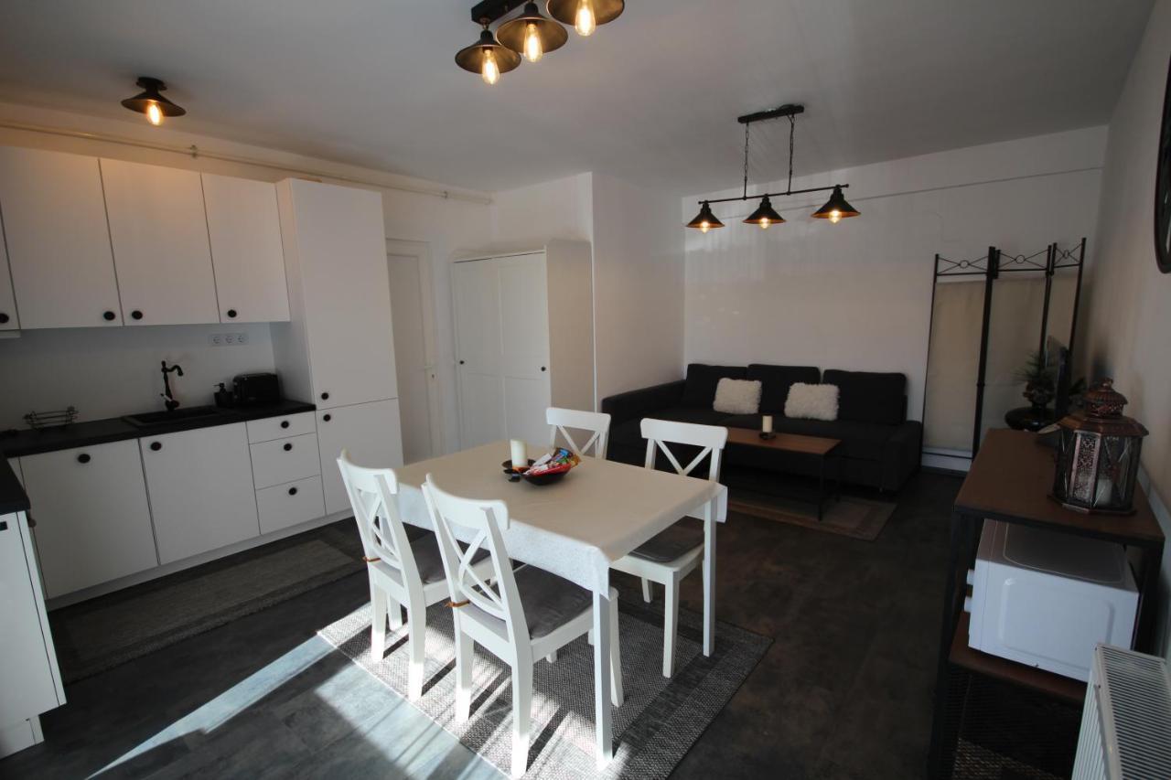 Apartment Francesca Mit Parkplatz Naehe Altstadt Sibiu Exterior photo