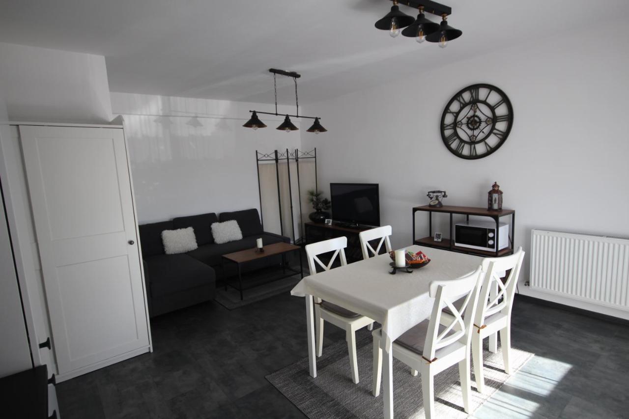 Apartment Francesca Mit Parkplatz Naehe Altstadt Sibiu Exterior photo
